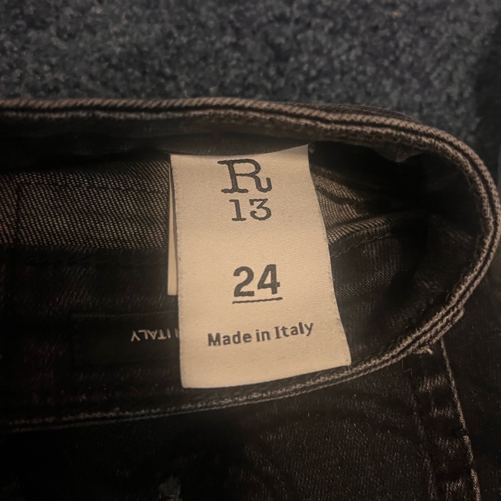 R13 - Picture 3 of 3